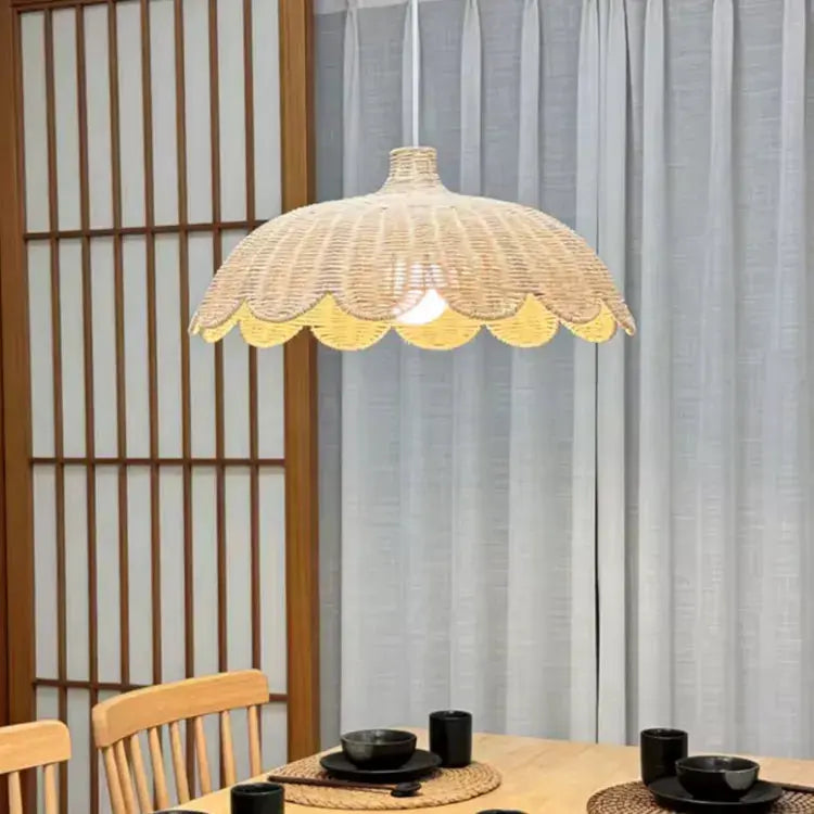 Suspension rotin | Hedda